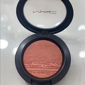 Mac blush